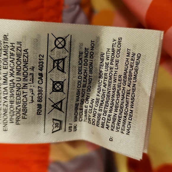 💕ADIDAS x FARM RIO💕 Unitefit Shorts ~ Red Tropical Beach Print Medium M NWT - Picture 14 of 14